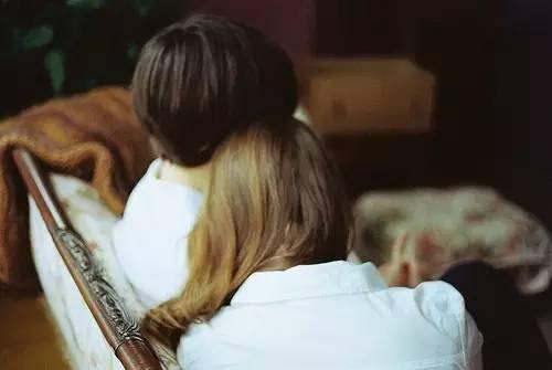 国产女孩爱爱在线,探寻青春校园的甜蜜与激情